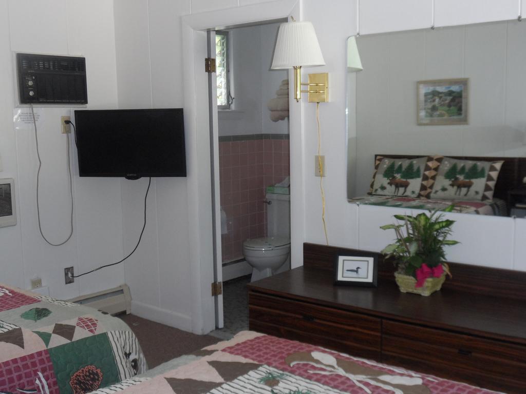 White Oak Motel & Cottages Holderness Phòng bức ảnh