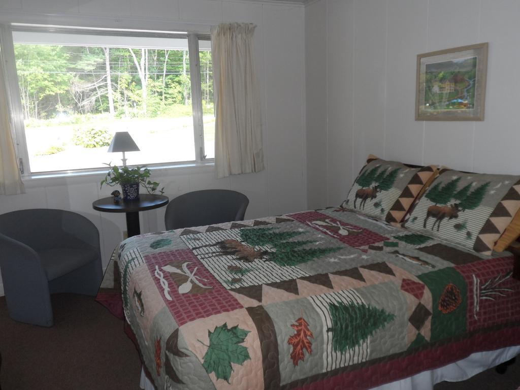 White Oak Motel & Cottages Holderness Phòng bức ảnh