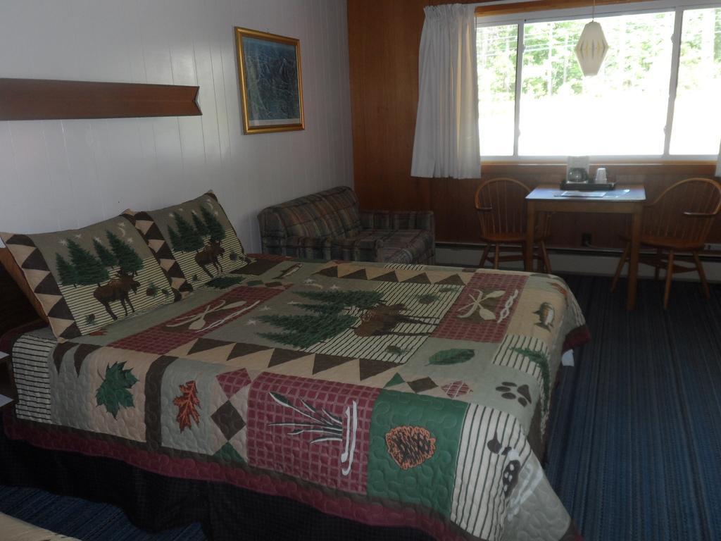 White Oak Motel & Cottages Holderness Phòng bức ảnh